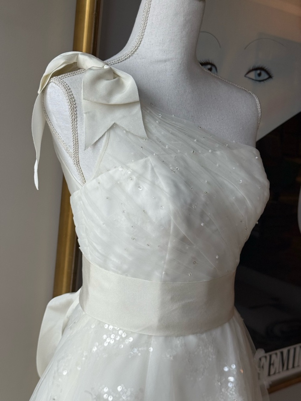 White by Vera Wang Layered Tulle One Shoulder A-Line Wedding Dress - Picture 16 of 17
